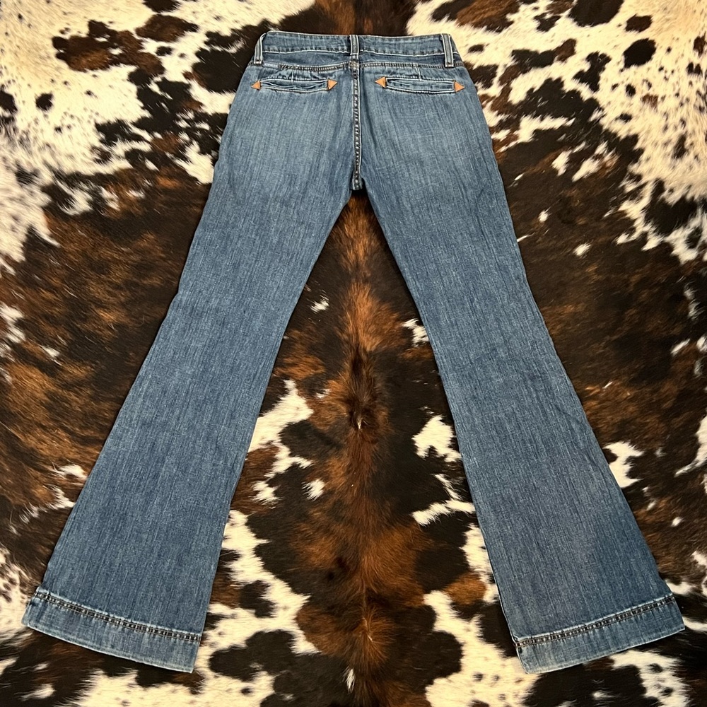 Woman’s Cinch Jeans